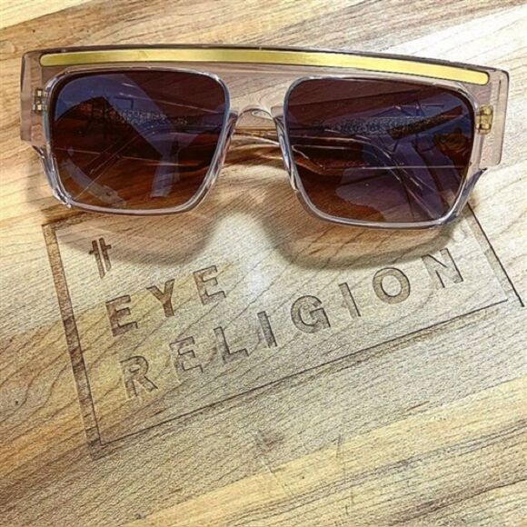 Emmanuelle Khanh’s Iconic 1000 Sunglasses Model - Picture 2 of 2